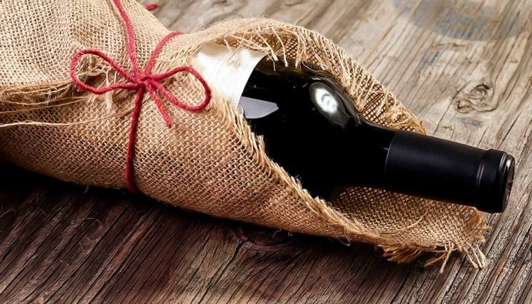 Cinco razones por las que el vino es un regalo perfecto para cada ocasión - por: Joaquín Hidalgo